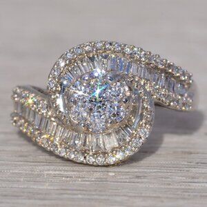 Natural Diamond Engagement Ring in White Gold